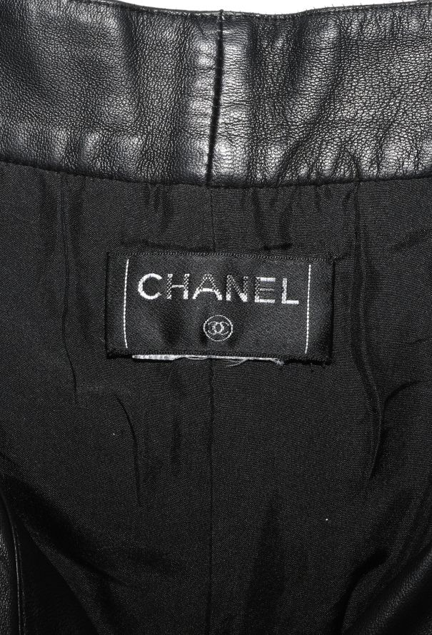 Chanel 2009 Lambskin 'CC' Shorts - 5