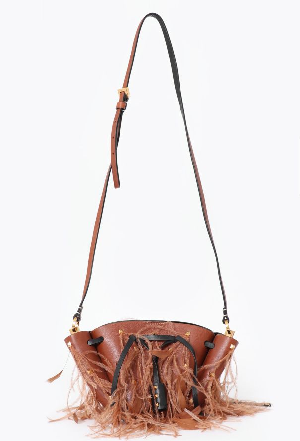 Valentino S/S 2019 Rockstud & Feather Small Bucket Bag - 6 Valentino S/S 2019 Rockstud & Feather Small Bucket Bag - 6