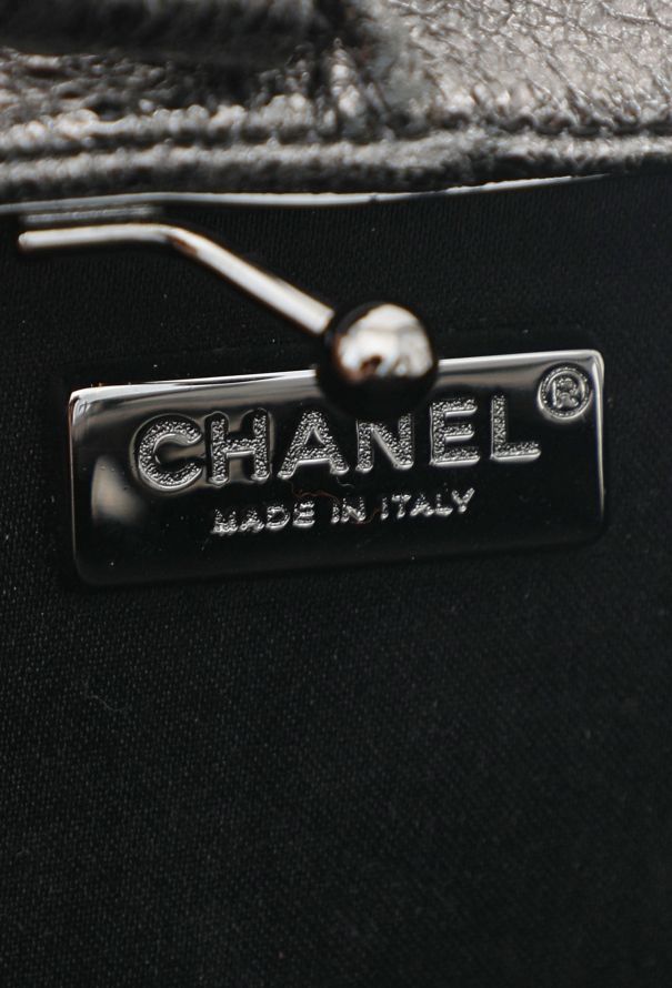 Chanel Collector Pre-Fall 2009 Lion de Moscou Minaudière - 13