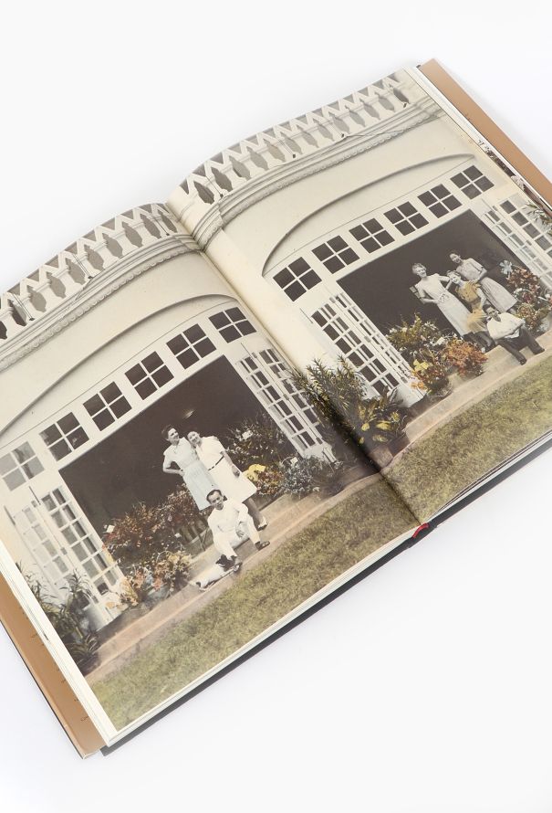 Vintage Books 1992 Raffles Hotel Book - 4 Vintage Books 1992 Raffles Hotel Book - 4