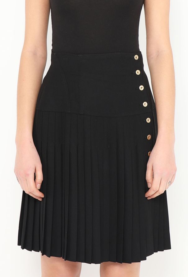 Chanel '90s Pleated Button Skirt - 2 Chanel '90s Pleated Button Skirt - 2