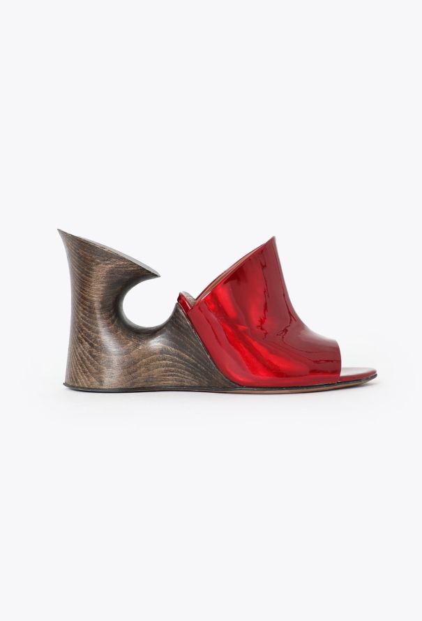 Alaïa S/S 2022 Carved Wooden Mules - 1