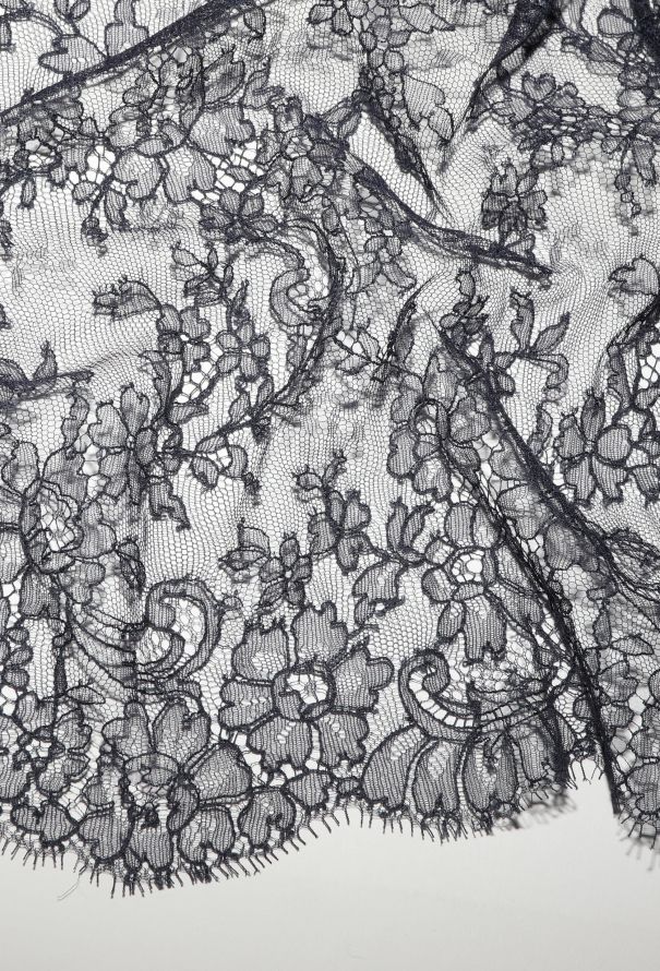 The Row Pre-Fall 2011 Chantilly Lace Gown - 7