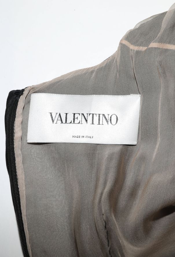 Valentino Couture Spring 2010 Silk Cape Gown - 5