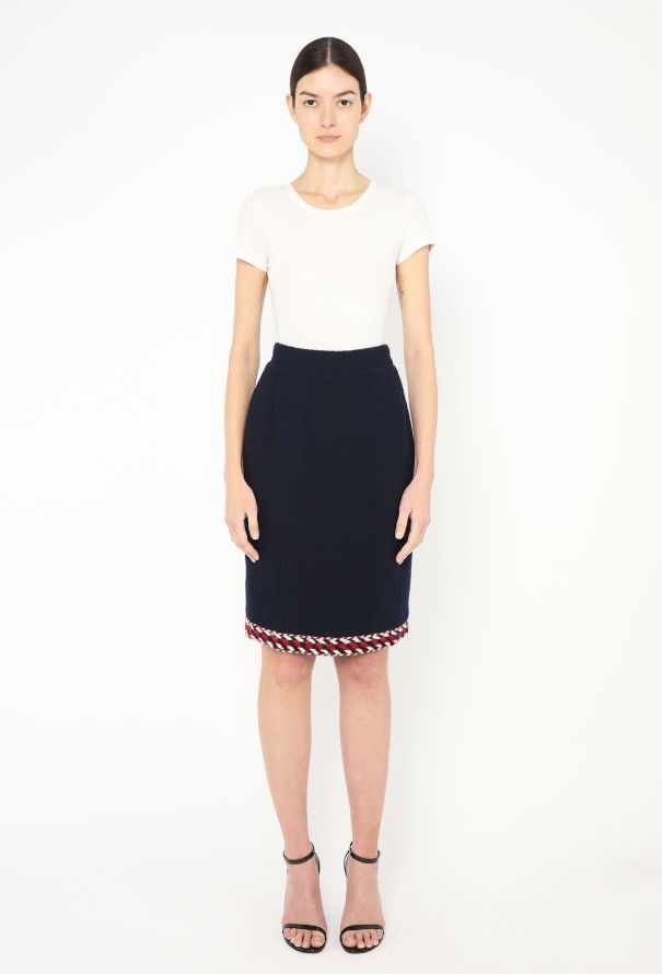 Chanel Haute Couture F/W 1986 Bouclé Trim Ensemble - 6 Chanel Haute Couture F/W 1986 Bouclé Trim Ensemble - 6