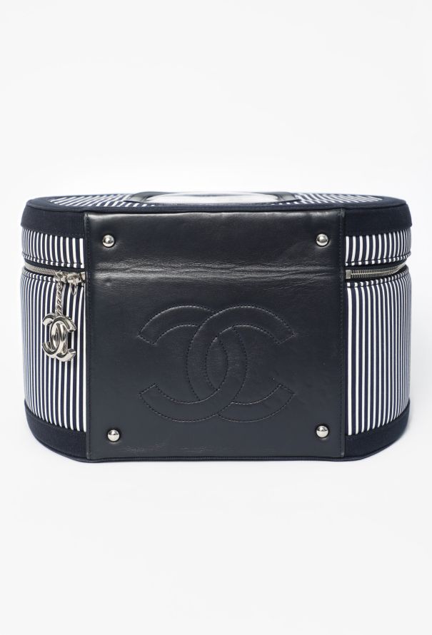 Chanel COLLECTOR Resort 2010 Rialto Striped Hat Box - 8