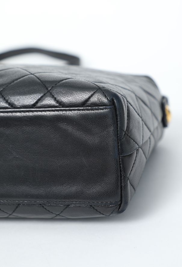 Chanel Vintage Quilted Messenger Bag - 9