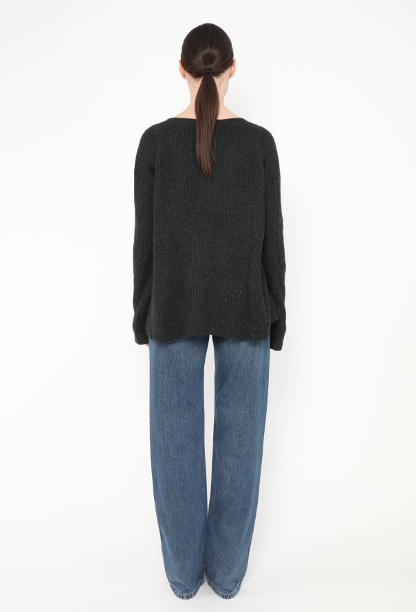 The Row Resort 2017 Cashmere Knit Sweater - 5 The Row Resort 2017 Cashmere Knit Sweater - 5