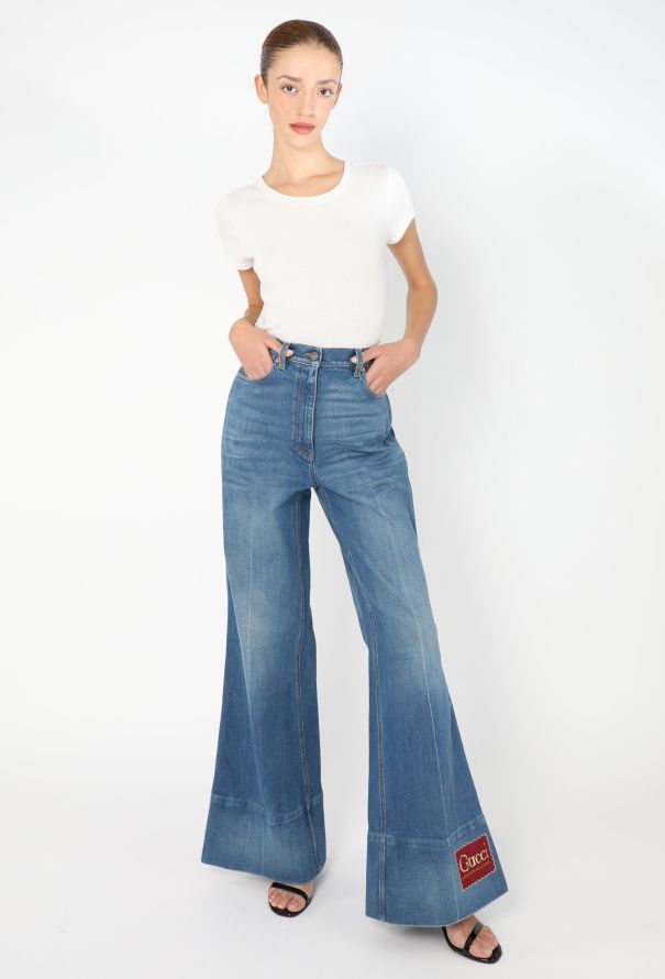 Gucci Resort 2021 Flared Patch Jeans - 1