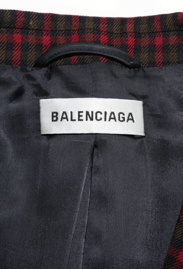 Balenciaga Pre-Fall 2018 Tartan Coat - 7 Balenciaga Pre-Fall 2018 Tartan Coat - 7