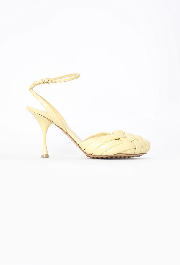 Bottega Veneta S/S 2023 Woven Leather Pumps - 1