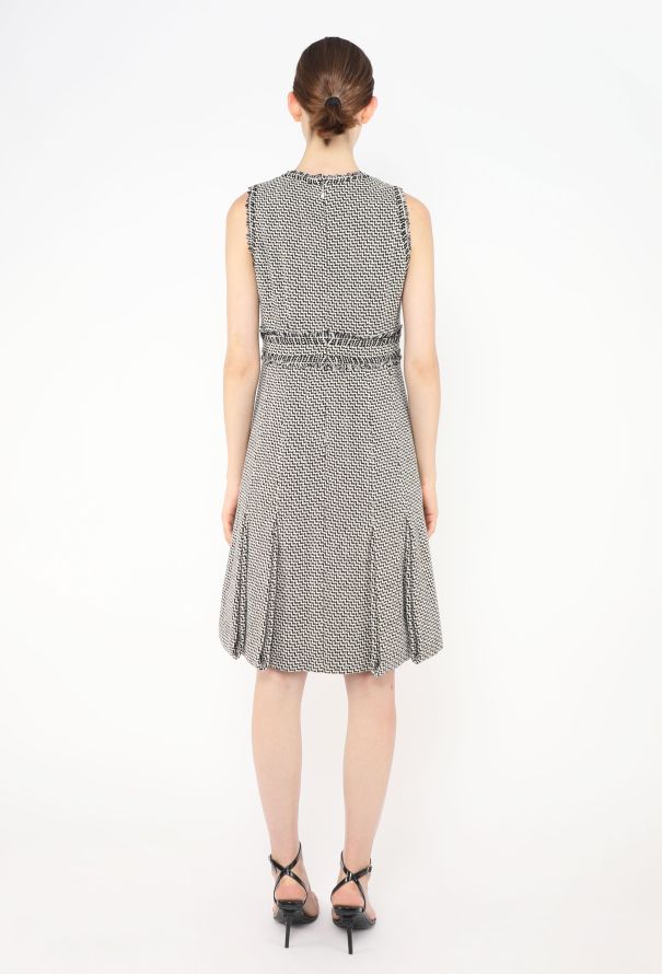 Chanel Haute Couture 2008 Tweed Chevron Dress - 5