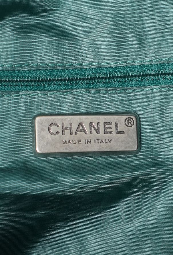 Chanel Paris-New York Travel Bag, Pre-Fall 2006 - 13