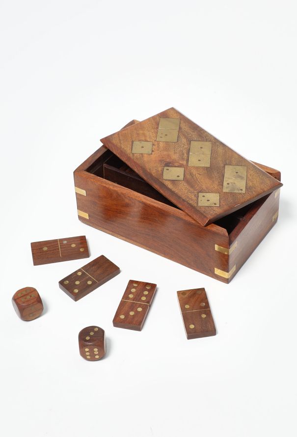 Exquisite Vintage Cedar Game Box Set - 1