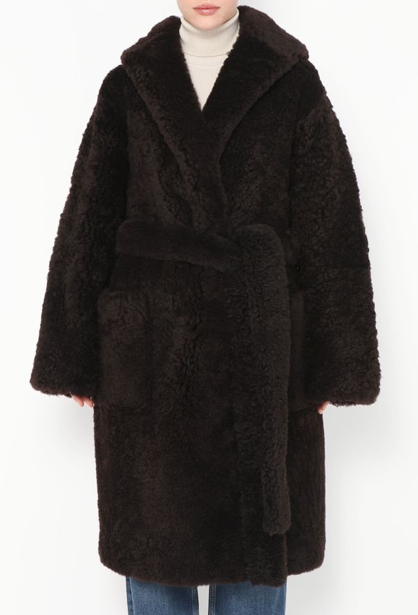 Bottega Veneta Pre-Fall 2021 Hooded Teddy Coat - 4 Bottega Veneta Pre-Fall 2021 Hooded Teddy Coat - 4