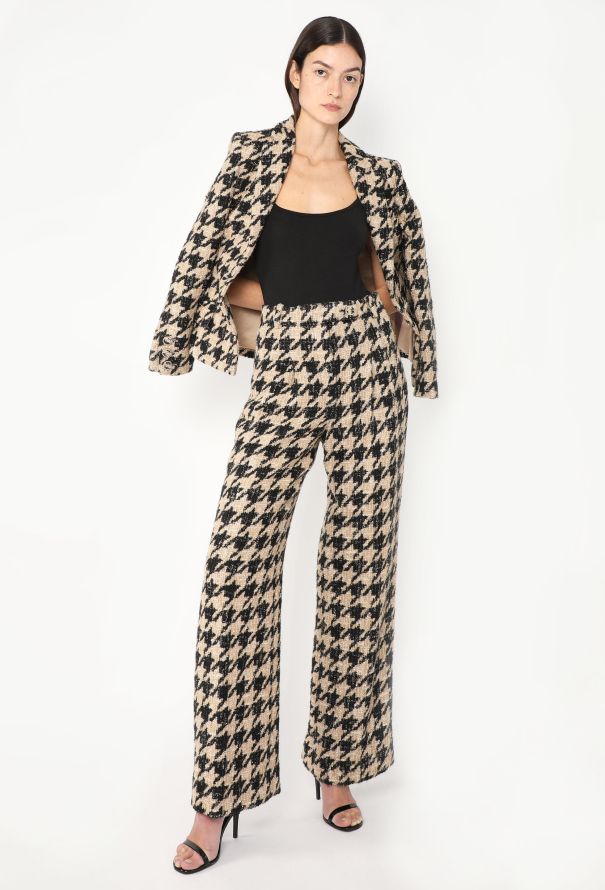 Chanel Iconic F/W 2019 Houndstooth Tweed Suit - 1