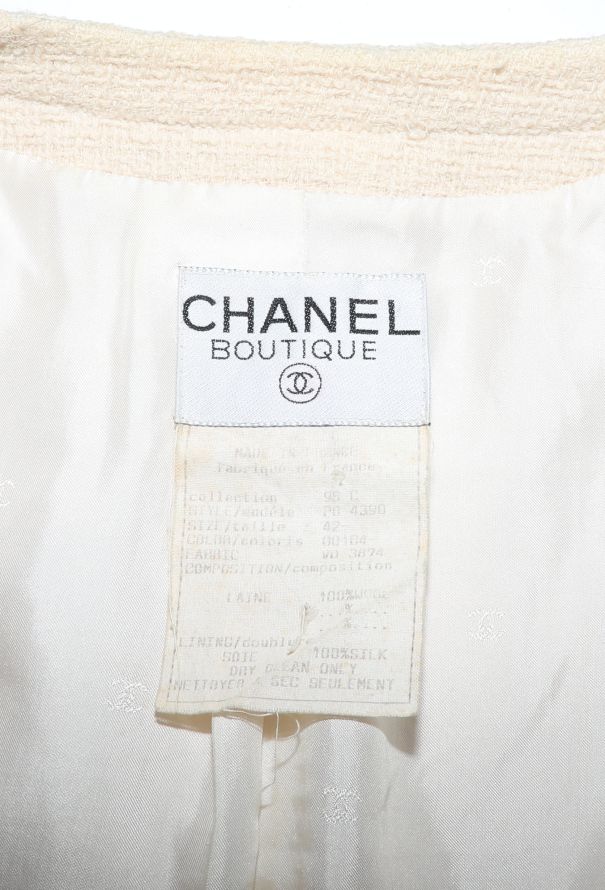Chanel 1995 Mirrored 'CC' Tweed Jacket - 5
