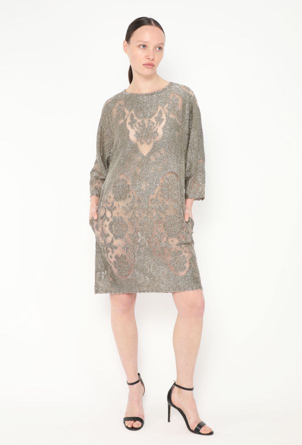 Valentino STUNNING S/S 2012 Hand-Beaded Lace Dress - 4 Valentino STUNNING S/S 2012 Hand-Beaded Lace Dress - 4