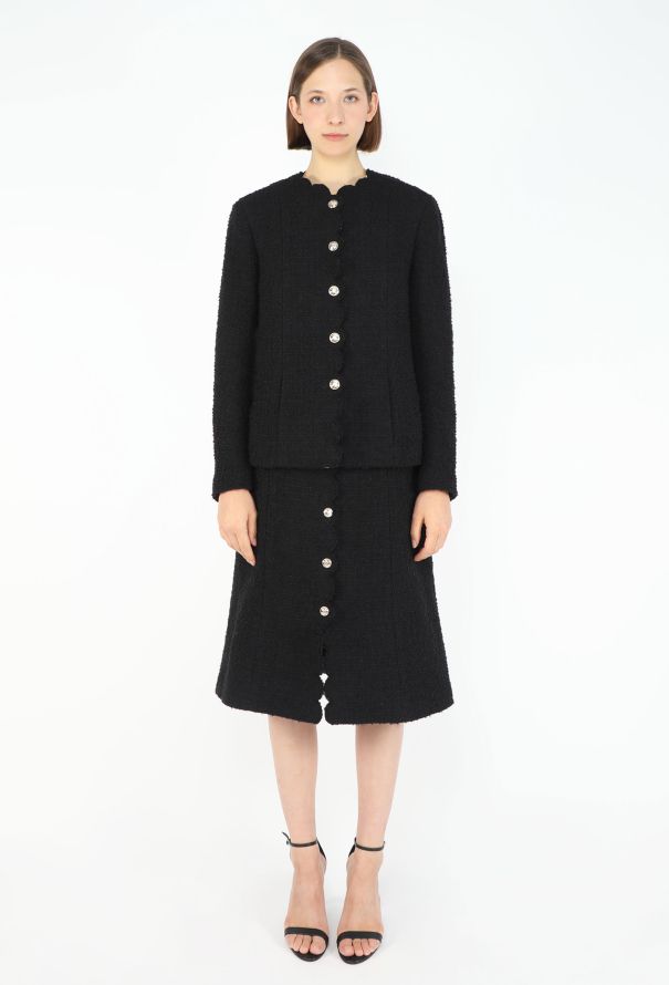 Chanel F/W 2020 Scalloped Tweed 'CC' Ensemble - 2