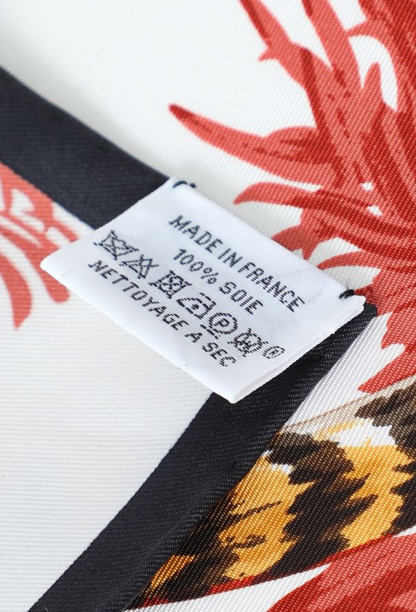 Hermès 2012 'Les Tigreaux' 45cm Pocket Scarf - 6