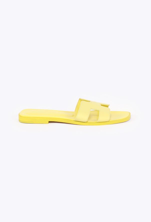 Hermès Classic Epsom Oran Sandals - 1