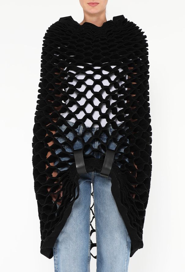 Junya Watanabe RARE 2015 Wool Honeycomb Poncho - 2 Junya Watanabe RARE 2015 Wool Honeycomb Poncho - 2
