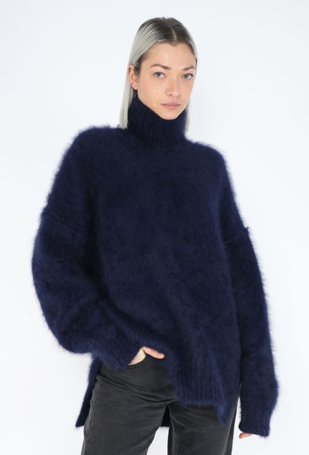 Céline Oversized Angora Sweater - 3