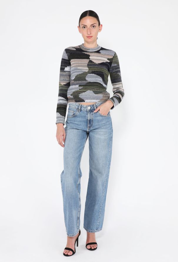 Chanel Paris-Manchester Cropped Knit Sweater, Pre-Fall 2024 - 5