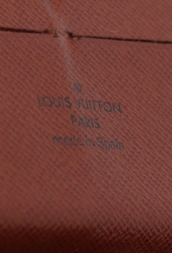 Louis Vuitton Monogram Zippy Wallet - 12