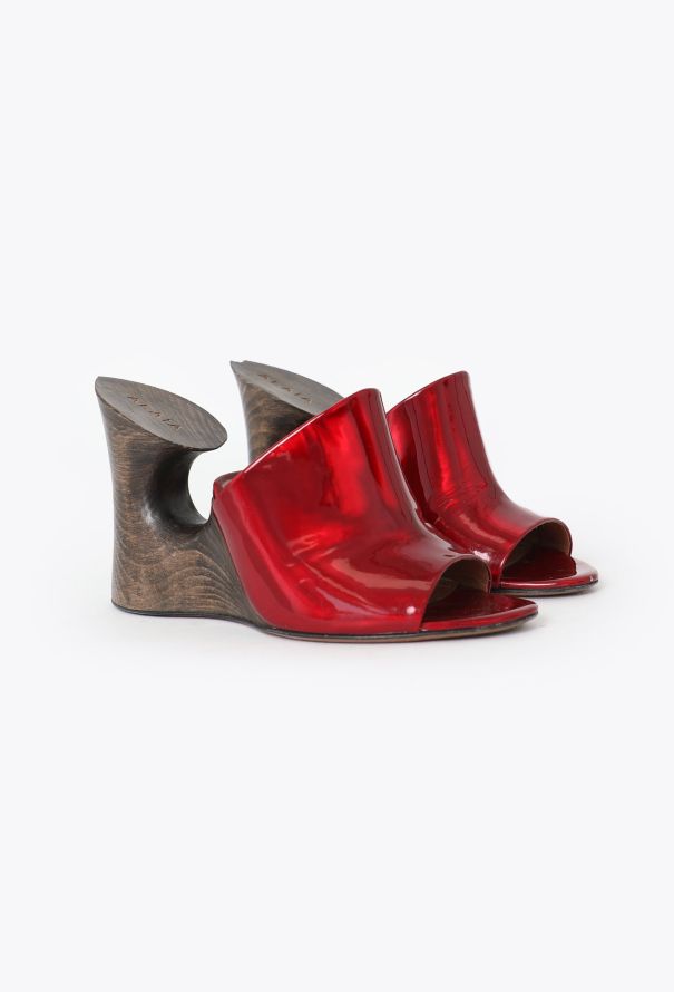 Alaïa S/S 2022 Carved Wooden Mules - 3 Alaïa S/S 2022 Carved Wooden Mules - 3