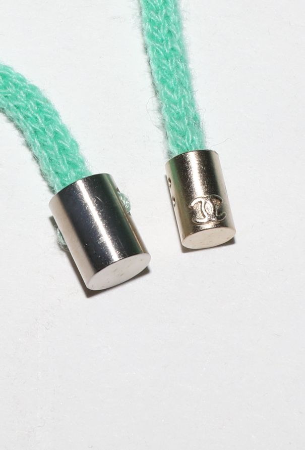 Chanel 2022 Hybrid Cashmere 'CC' Hoodie - 8