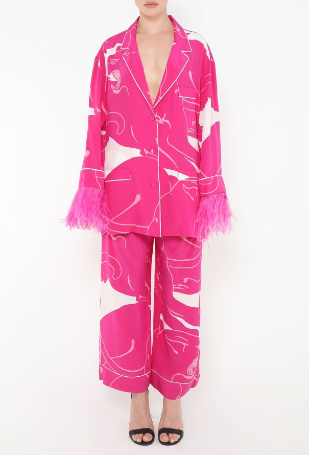 Valentino Pre-Fall 2023 Panther Plume Ensemble - 4