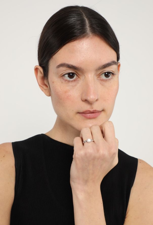 Vintage Fine Jewelry 18k White Gold & Diamond Ring - 2 Vintage Fine Jewelry 18k White Gold & Diamond Ring - 2