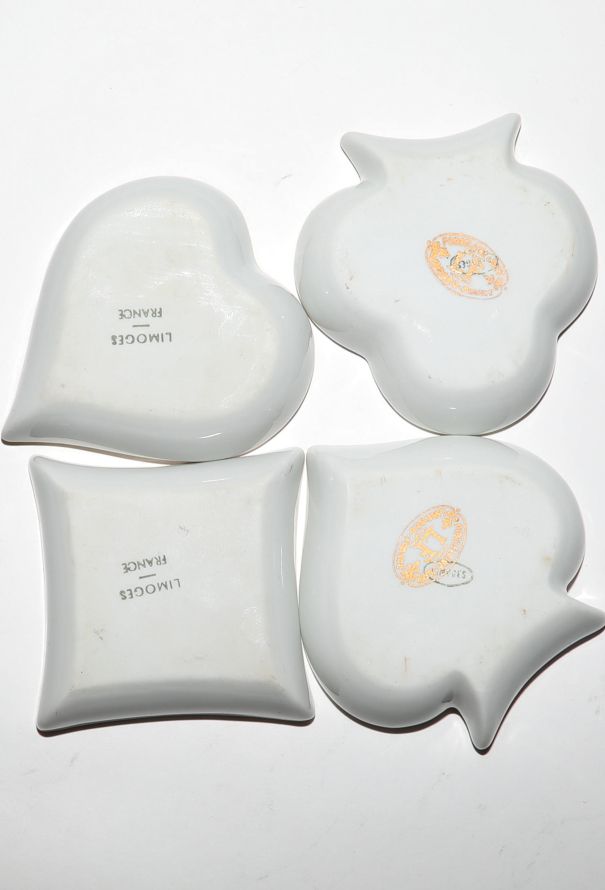 Vintage Objects & Decor 1960s Limoges Poker Vide-Poche Set - 5 Vintage Objects & Decor 1960s Limoges Poker Vide-Poche Set - 5