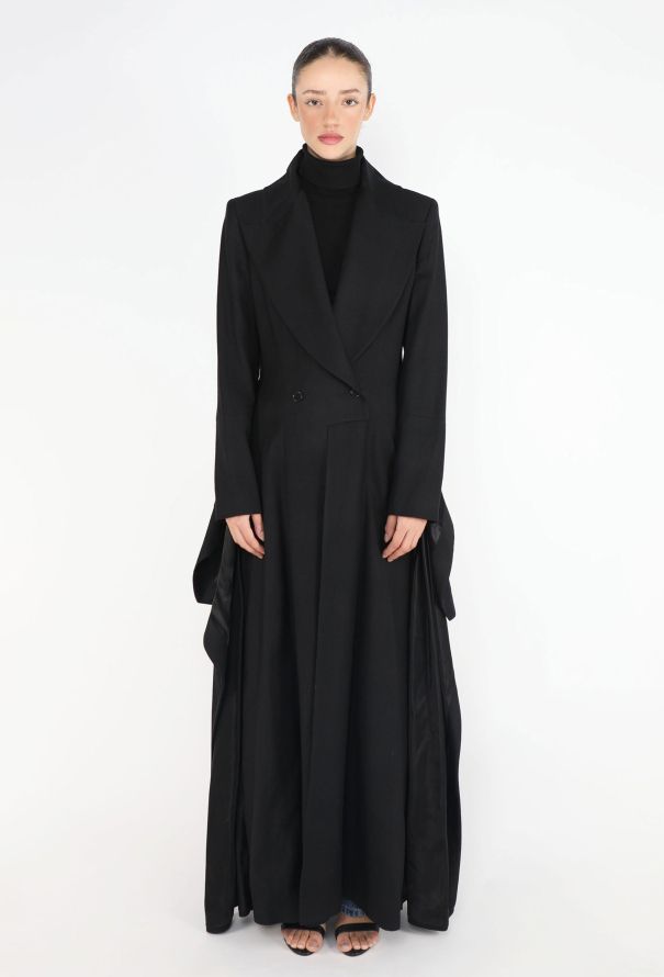 Alexander McQueen COLLECTOR F/W 1999 'The Overlook' Deconstructed Coat - 1