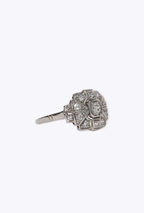 Vintage Fine Jewelry Art Déco 1930s Platinum Diamond Ring - 3