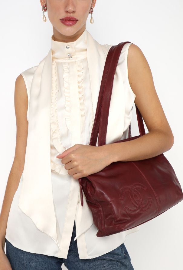 Chanel Vintage CC Shopping Tote Bag - 2