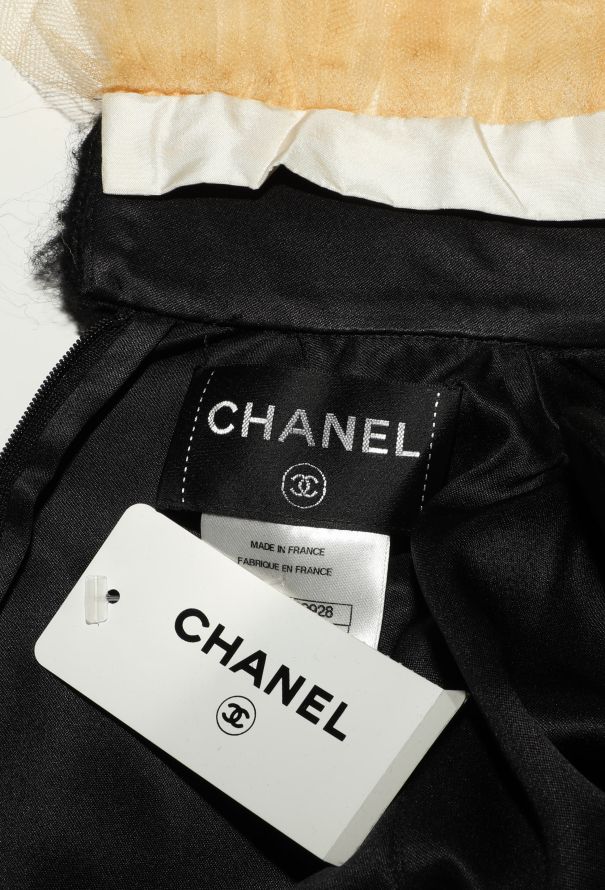 Chanel Embellished Elizabethan Silk Gown – F/W 2009 Collection - 7 Chanel Embellished Elizabethan Silk Gown – F/W 2009 Collection - 7