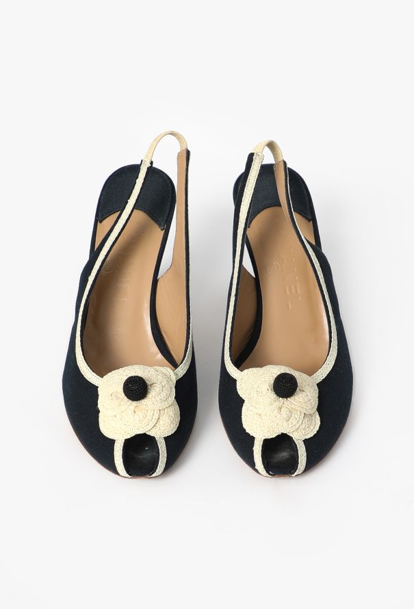 Chanel 2006 Bicolor Camélia Slingbacks - 2