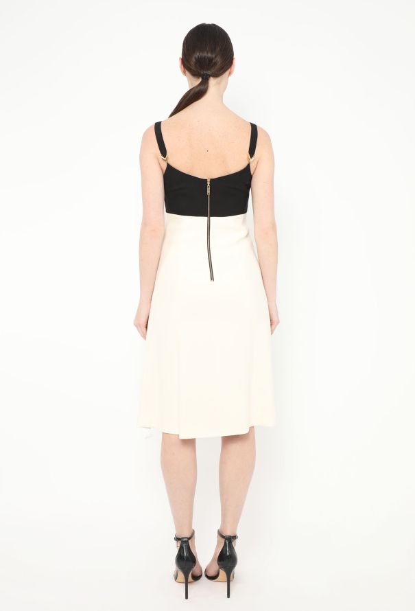 Louis Vuitton Embellished Crêpe Dress - 4 Louis Vuitton Embellished Crêpe Dress - 4
