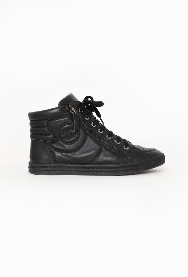 Chanel Leather 'CC' Zip Sneakers - 1