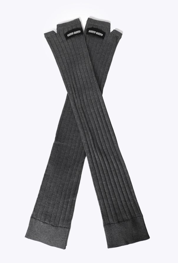 Miu Miu S/S 2025 Ribbed Silk Fingerless Gloves - 4