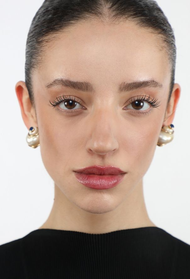 Vintage Fine Jewelry Seaman Schepps '70s Turbo Shell & Sapphire Earrings - 4