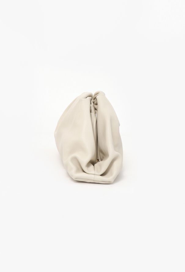 Bottega Veneta The Pouch Clutch Bag Off-white - 3