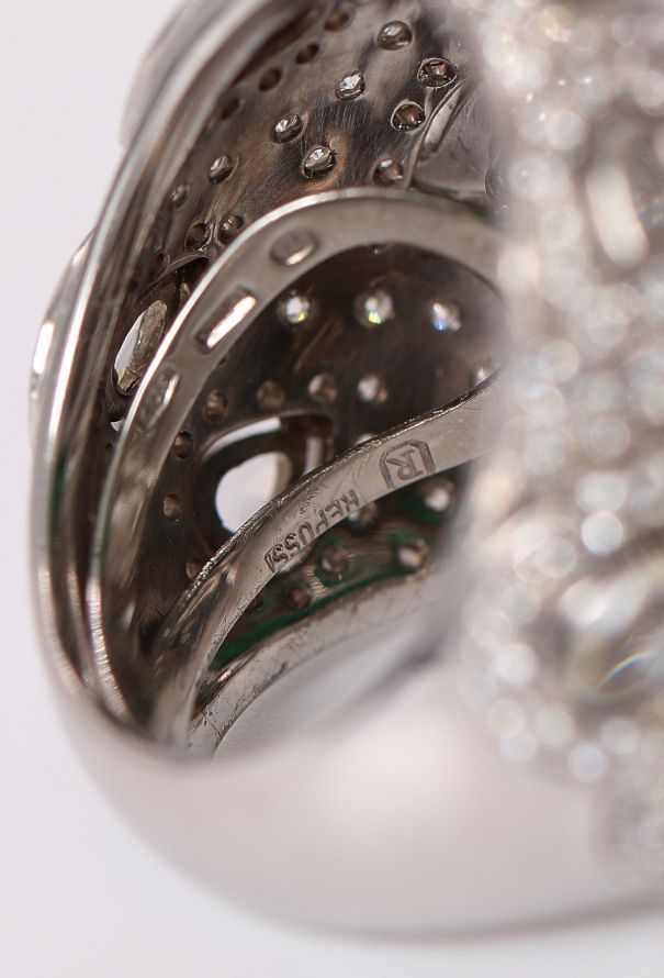 Repossi Bespoke 18k White Gold, Ruby & Emerald Feline Ring - 8 Repossi Bespoke 18k White Gold, Ruby & Emerald Feline Ring - 8