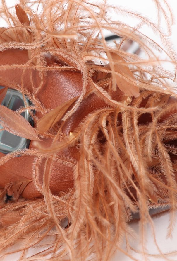 Valentino S/S 2019 Rockstud & Feather Small Bucket Bag - 13 Valentino S/S 2019 Rockstud & Feather Small Bucket Bag - 13