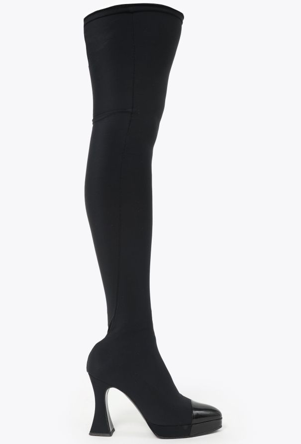 Chanel COLLECTOR F/W 1994 'Vernice' Boots - 1
