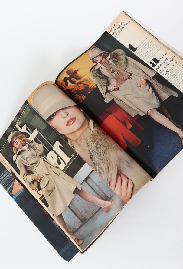 VOGUE Rare US 1972 Richard Avedon Set - 3 VOGUE Rare US 1972 Richard Avedon Set - 3