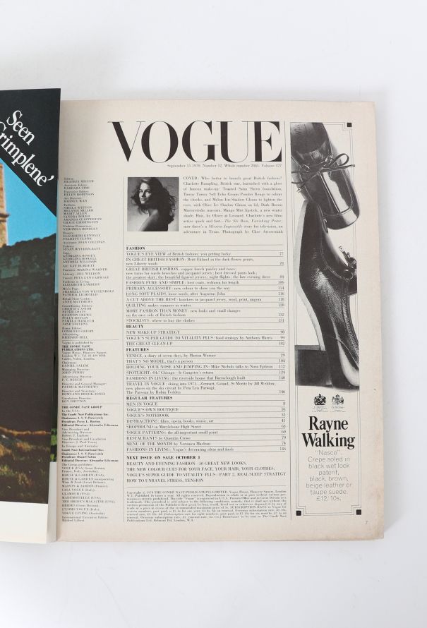 VOGUE UK 1970 Clive Arrowsmith Issue Trio - 6 VOGUE UK 1970 Clive Arrowsmith Issue Trio - 6