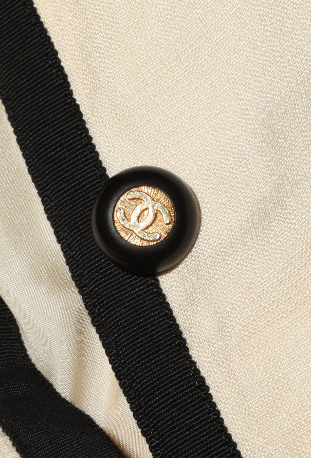 Chanel COLLECTOR S/S 1991 Bicolor 'CC' Dress - 7 Chanel COLLECTOR S/S 1991 Bicolor 'CC' Dress - 7